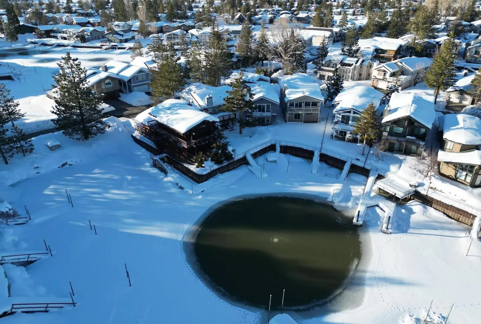 Tahoe Waterfront Condo With Boat Dock 사우스 레이크 타호 펜션